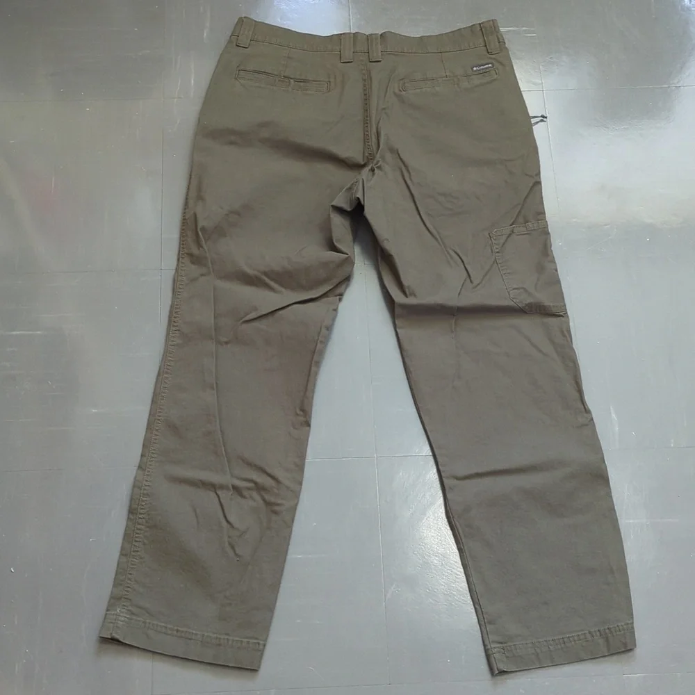 Columbia pants (3 pairs) 34W 30L - Picture 3 of 4